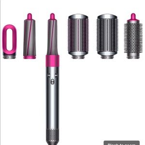 Dyson Airwrap with all available attachments!